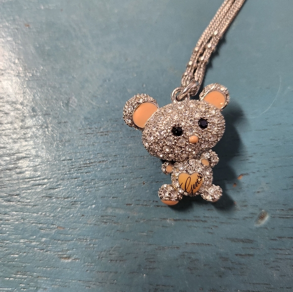 Gorgeou Guess mouse neclace - Picture 1 of 7